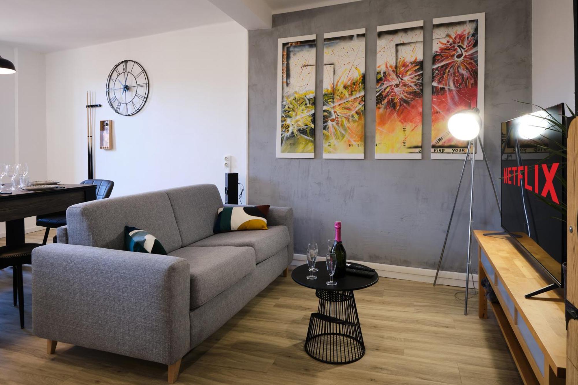 Magnifique*T4*Centre Ville*Wifi*Billard*Netflix* Лиму Екстериор снимка