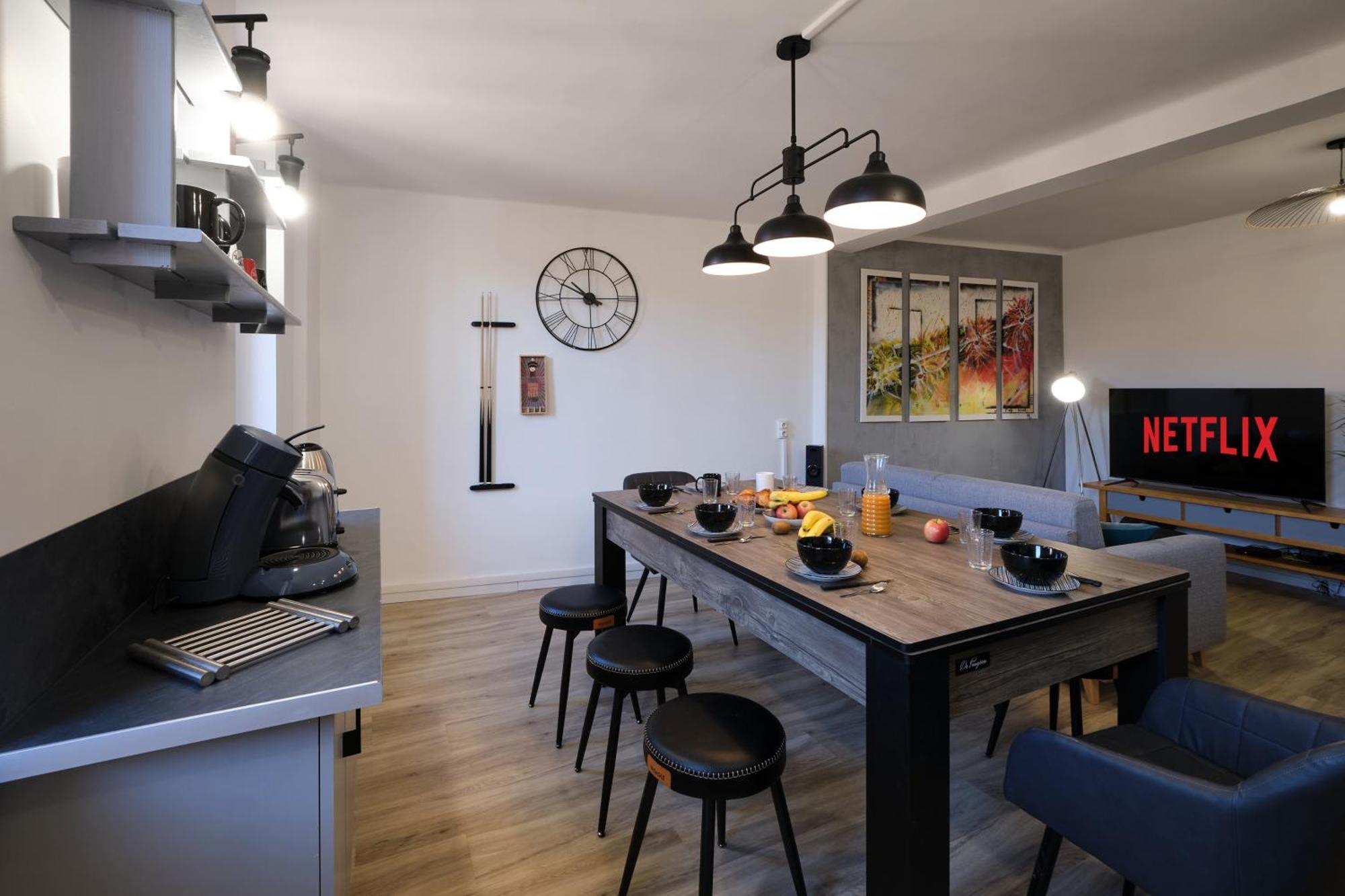 Magnifique*T4*Centre Ville*Wifi*Billard*Netflix* Лиму Екстериор снимка