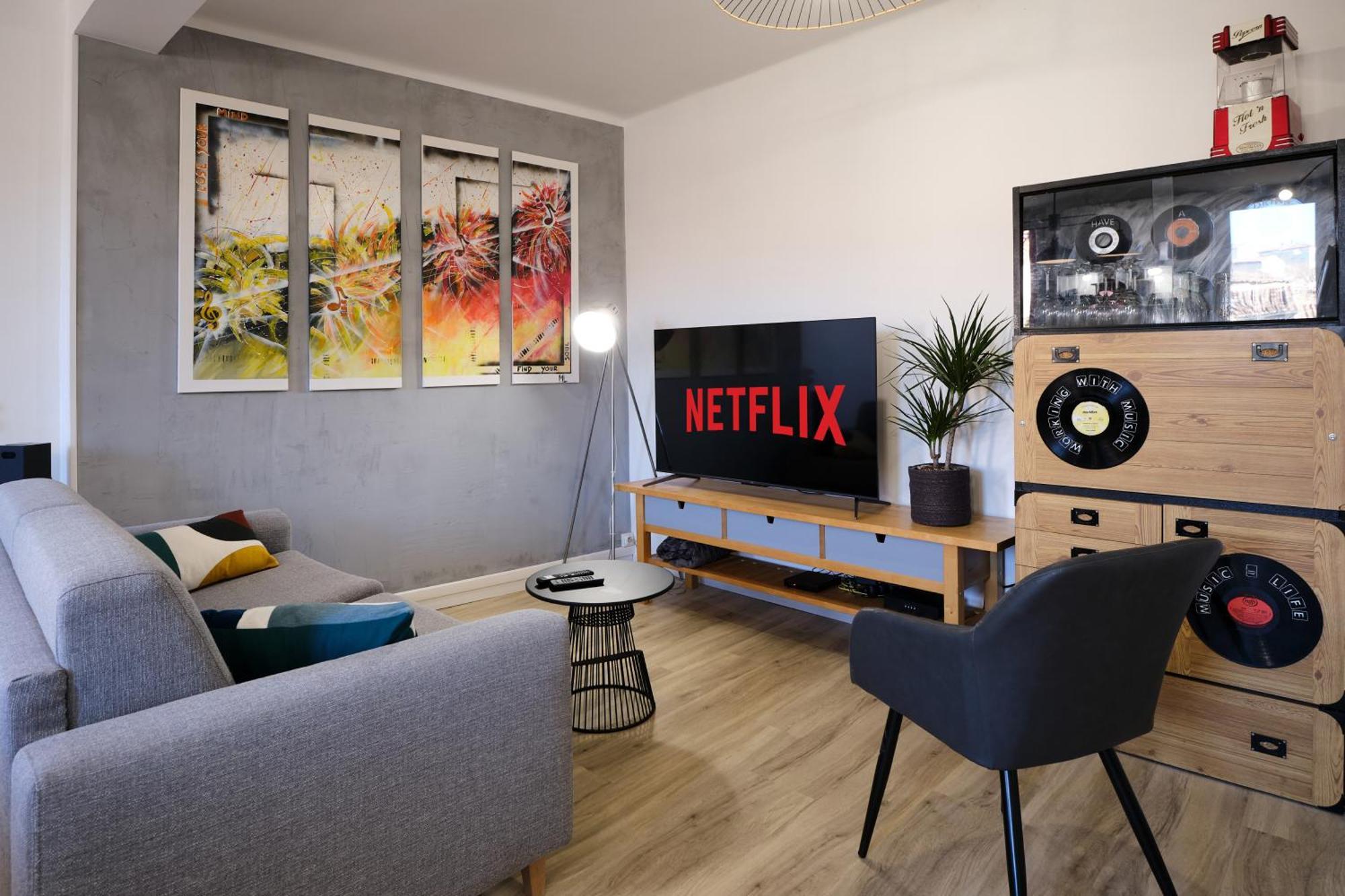 Magnifique*T4*Centre Ville*Wifi*Billard*Netflix* Лиму Екстериор снимка